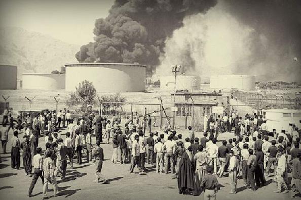 حمله عراق به یک پالایشگاه، یک اسکله و دو کارخانه